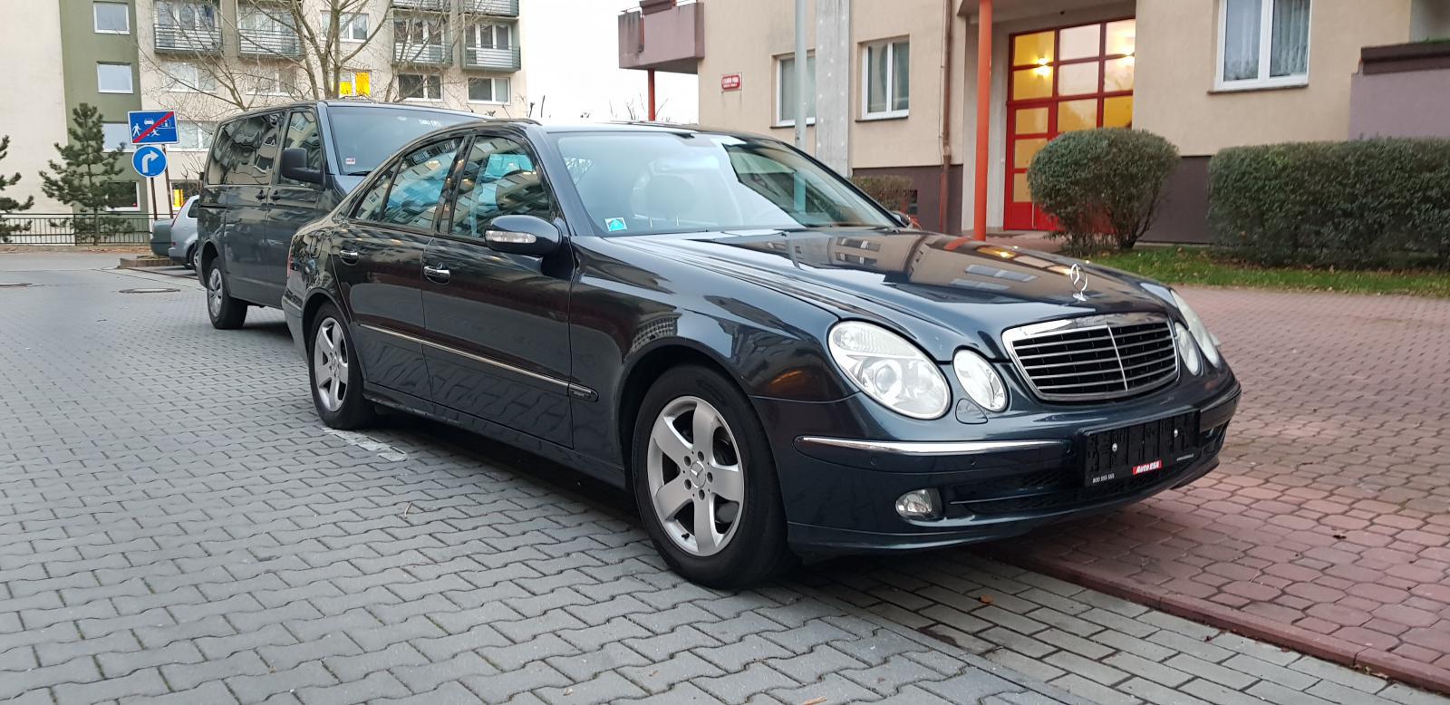 Мерседес w211 2005